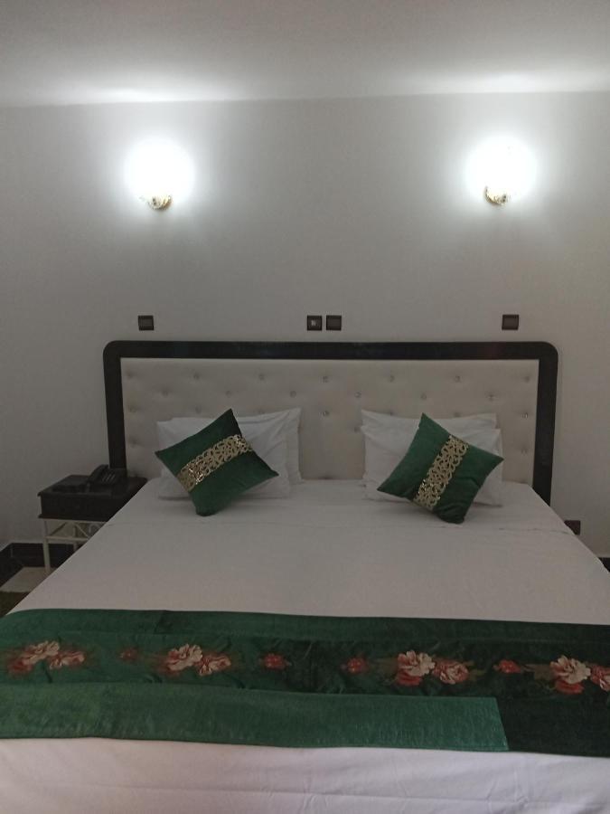 Hotel Al Kabir Marrakesh Bagian luar foto