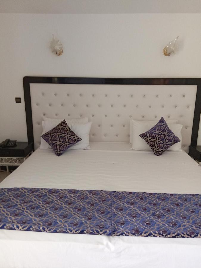 Hotel Al Kabir Marrakesh Bagian luar foto