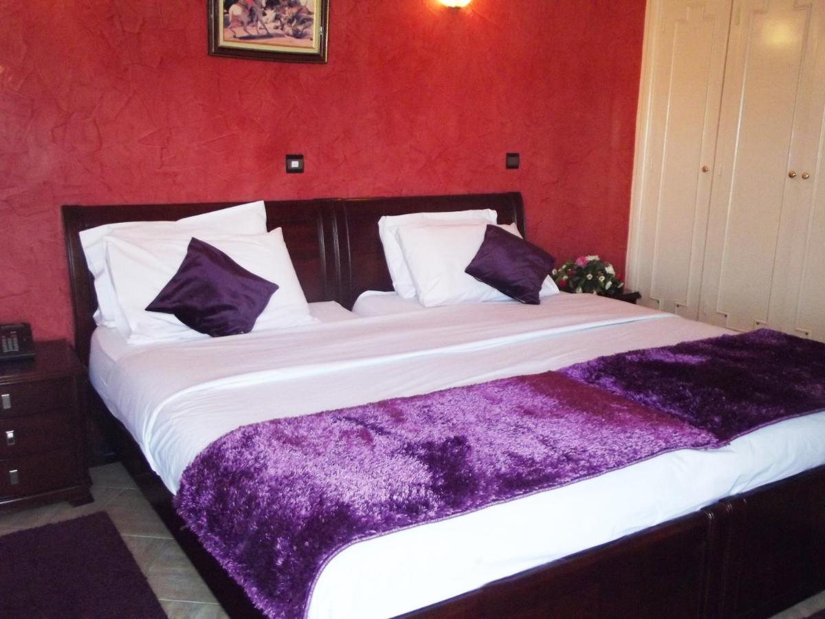 Hotel Al Kabir Marrakesh Bagian luar foto