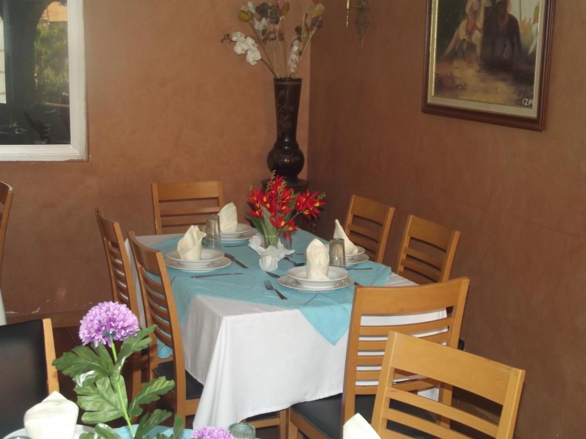 Hotel Al Kabir Marrakesh Bagian luar foto