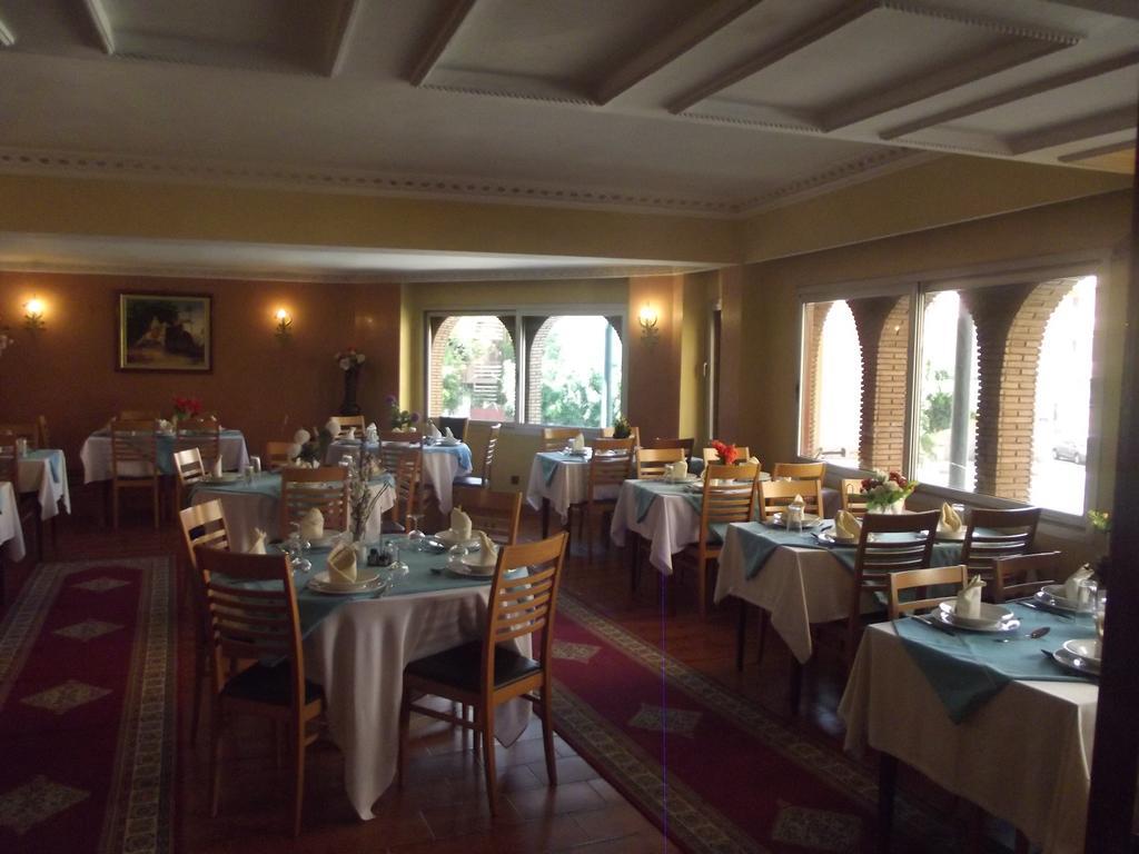 Hotel Al Kabir Marrakesh Bagian luar foto